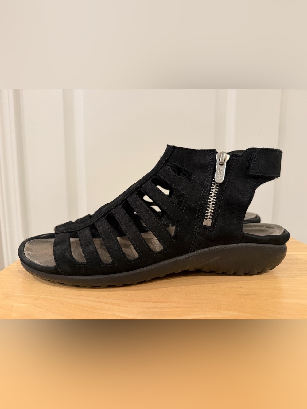 NAOT PITAU Leather Sandal 40